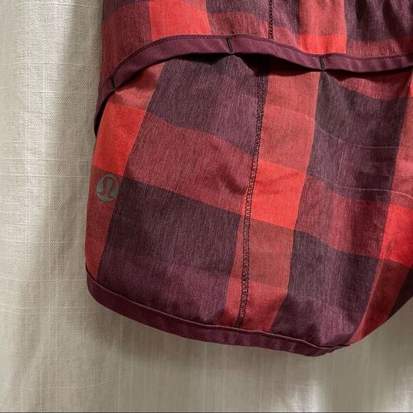 LULULEMON Run Speed Shorts Lined Yama Check Berry Plaid Size 2 - Picture 7 of 13